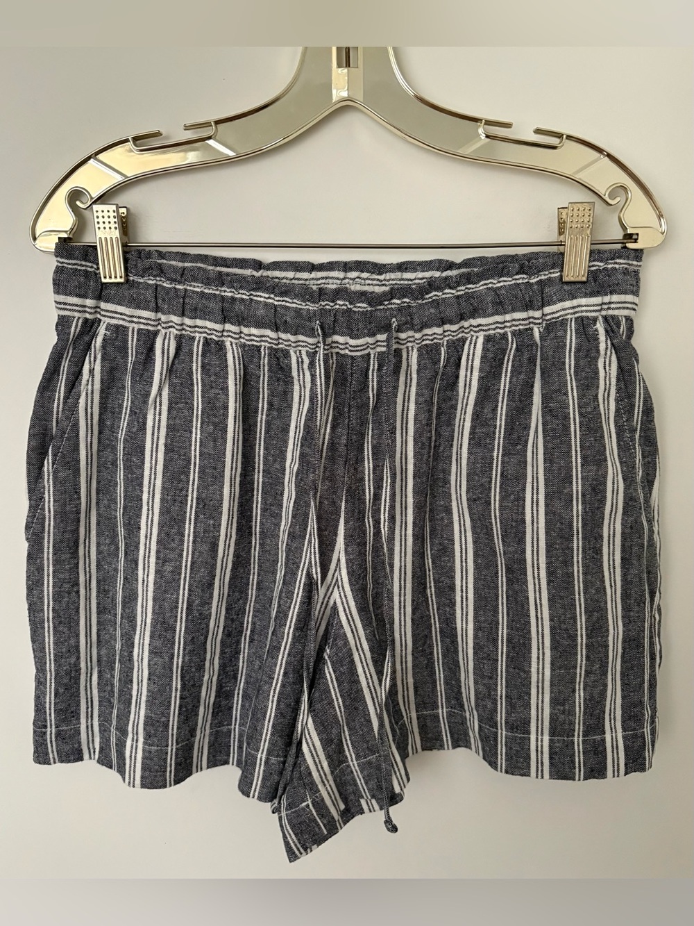 ✨ GAP Coastal Striped Linen-Blend Shorts ✨ Medium